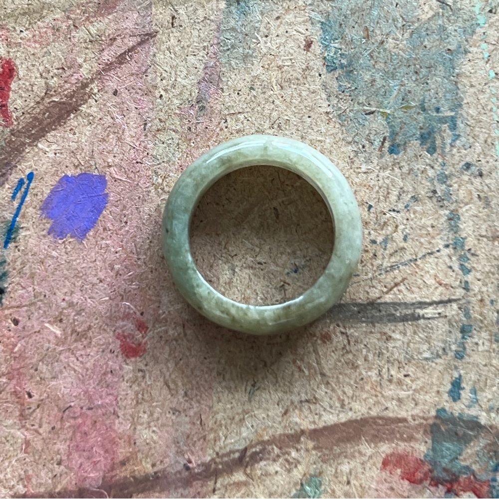Real Jade ring - Picture 2 of 5